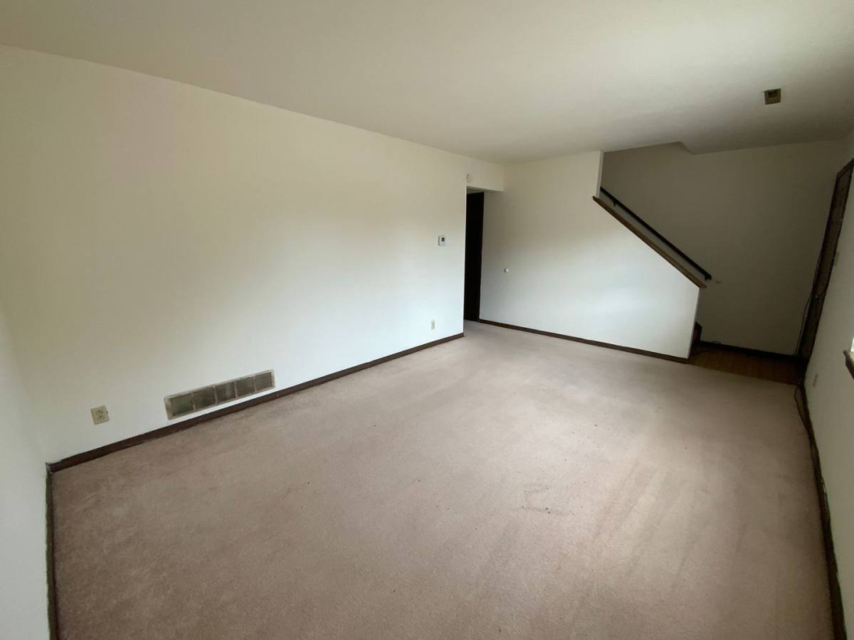 Apartment for rent at 4405-4411 W Ludwick Blvd, Columbia, MO 65203