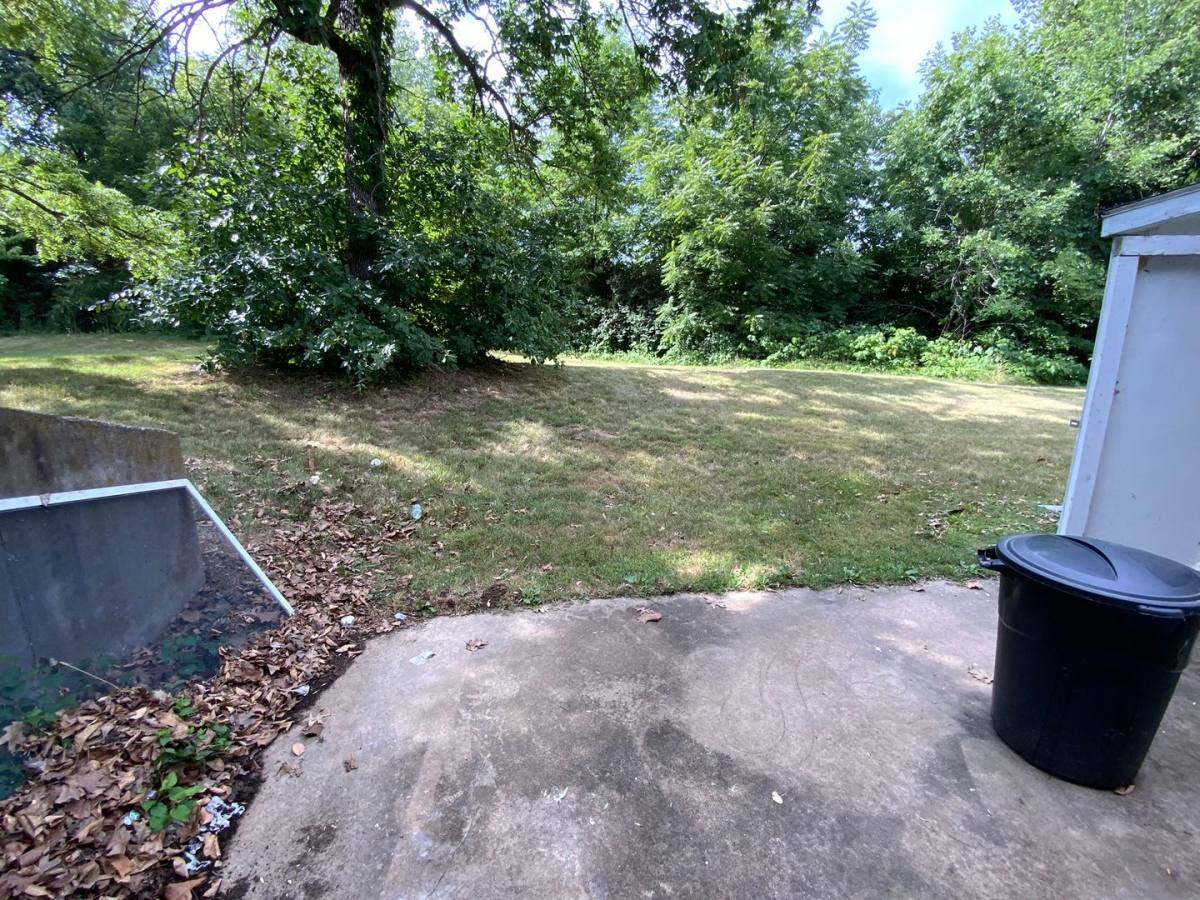 Apartment for rent at 4405-4411 W Ludwick Blvd, Columbia, MO 65203