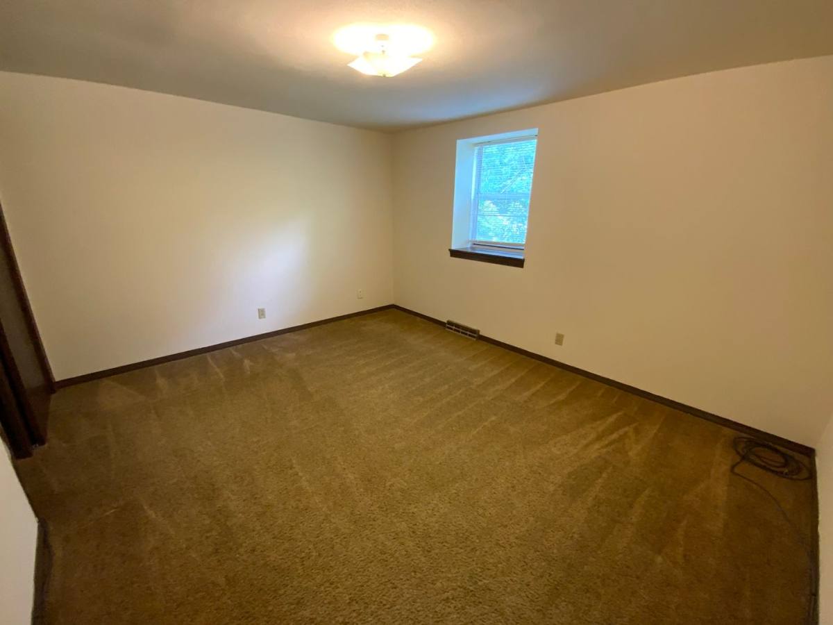 Apartment for rent at 4405-4411 W Ludwick Blvd, Columbia, MO 65203