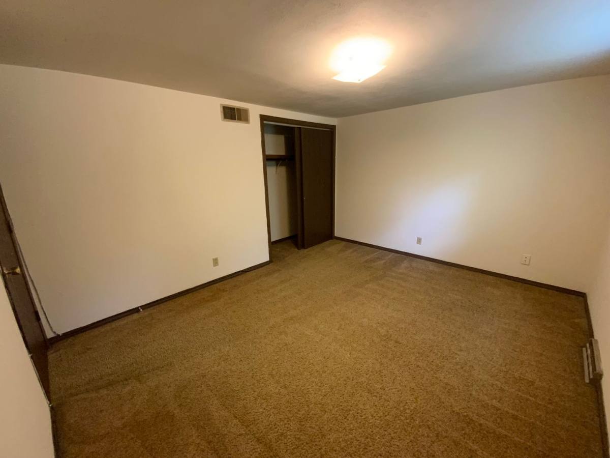 Apartment for rent at 4405-4411 W Ludwick Blvd, Columbia, MO 65203