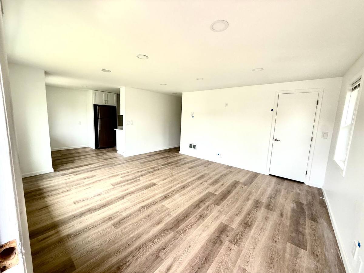 House for rent at 8352 Wabash Ave S, Seattle, WA 98118
