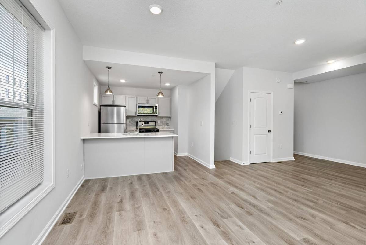 Apartment for rent at 2109 Aldrich Ave S, Minneapolis, MN 55405