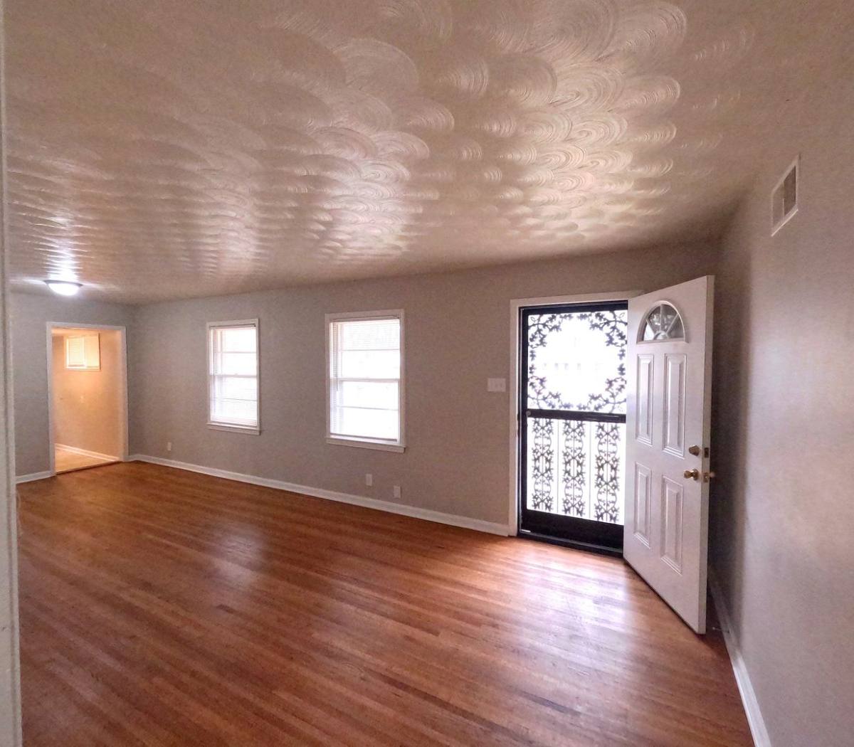 House for rent at 4898 Dianne Dr, Memphis, TN 38116