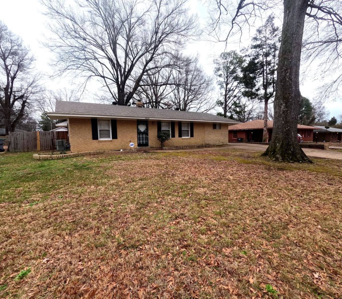 House for rent at 4898 Dianne Dr, Memphis, TN 38116