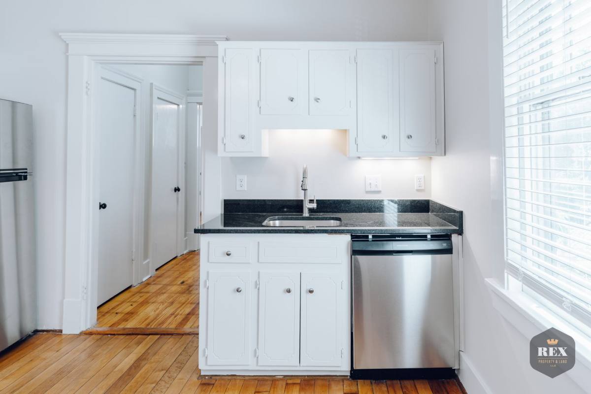 Apartment for rent at 248 Broad St, Augusta, GA 30901