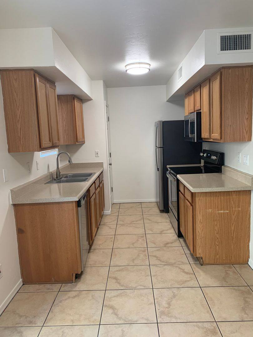 Apartment for rent at 9111 E Broadway, Tucson, AZ 85710