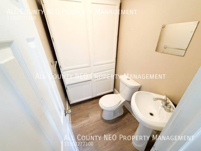 321 Grace Ave, Akron, OH 44320 - House for Rent - Image 10