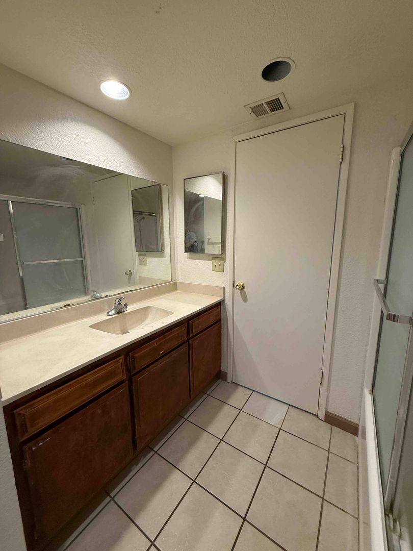 Condo for rent at 5609 Odea Dr #C, Sacramento, CA 95824