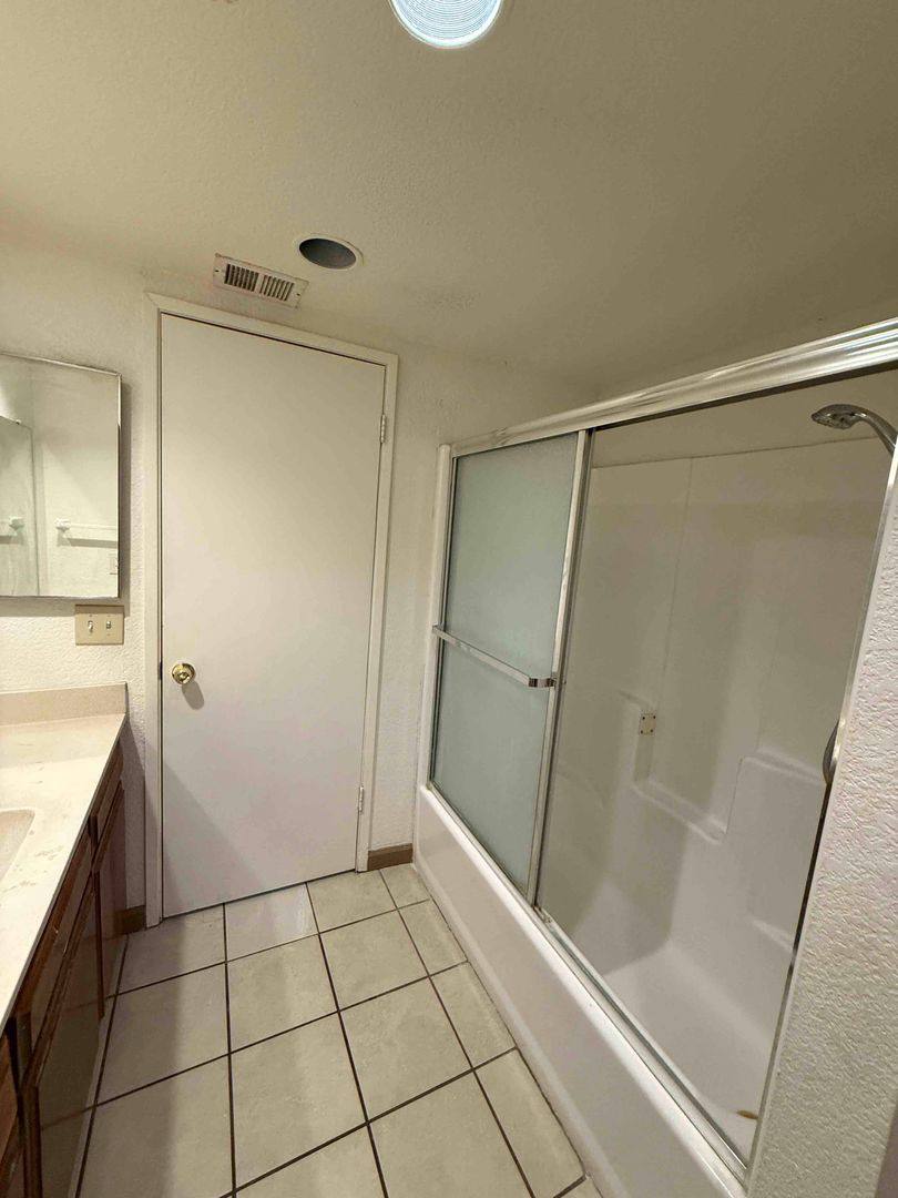 Condo for rent at 5609 Odea Dr #C, Sacramento, CA 95824