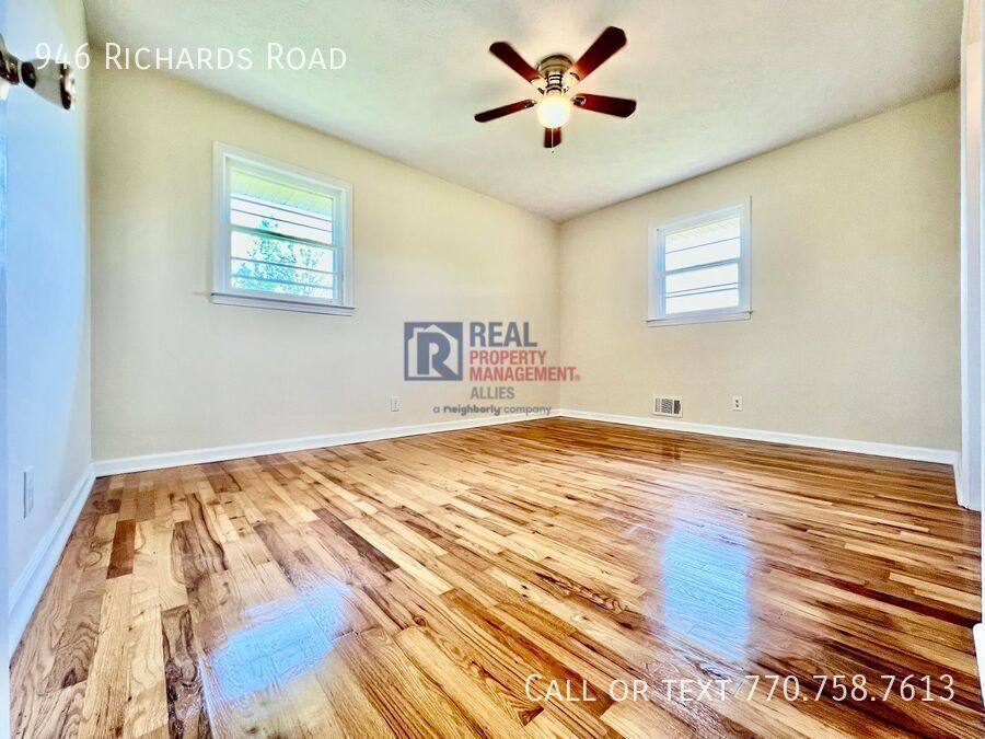 House for rent at 946 Richards Rd, White, GA 30184