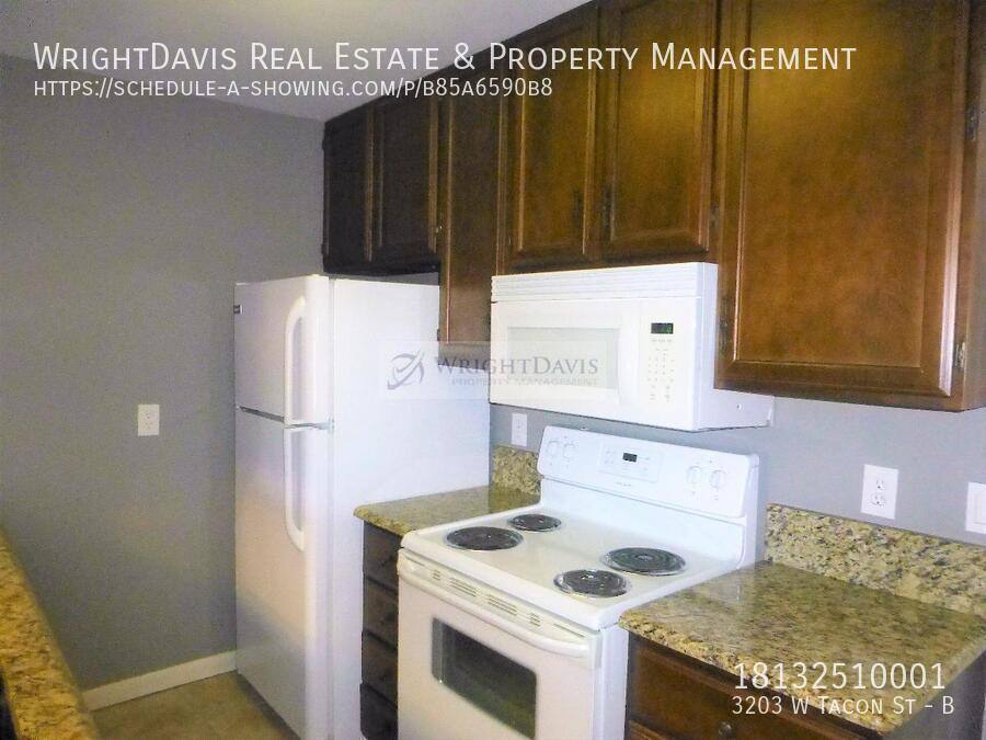 Townhouse for rent at 3203 W Tacon St #B, Tampa, FL 33629