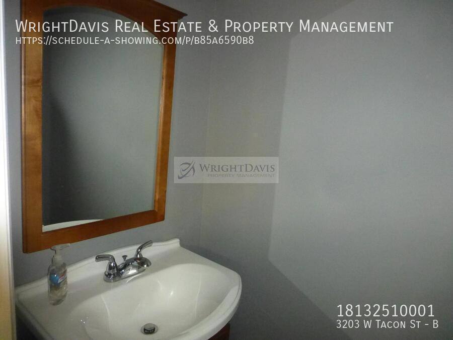 Townhouse for rent at 3203 W Tacon St #B, Tampa, FL 33629