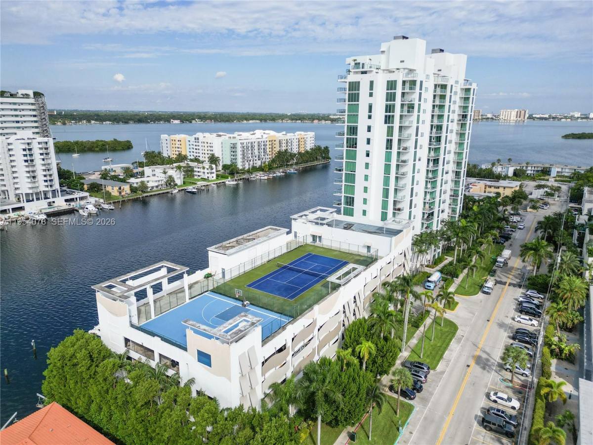Apartment for rent at 7928 E Dr #303, Miami Beach, FL 33141