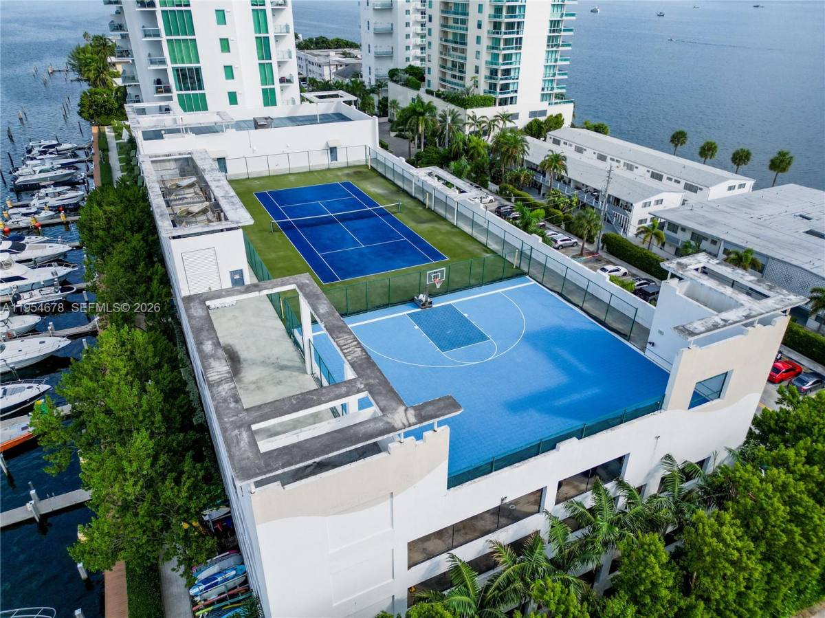 Apartment for rent at 7928 E Dr #303, Miami Beach, FL 33141