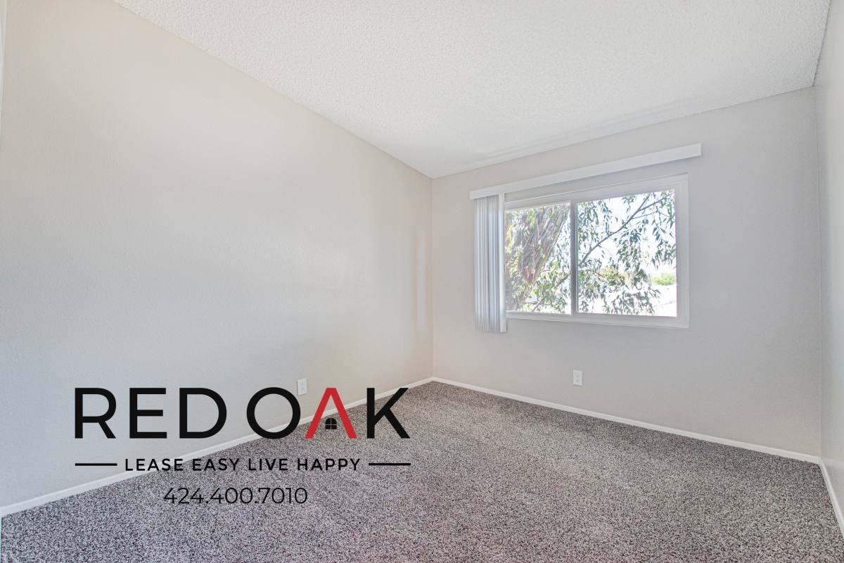 Condo for rent at 551 N Santa Fe St #17, Hemet, CA 92543