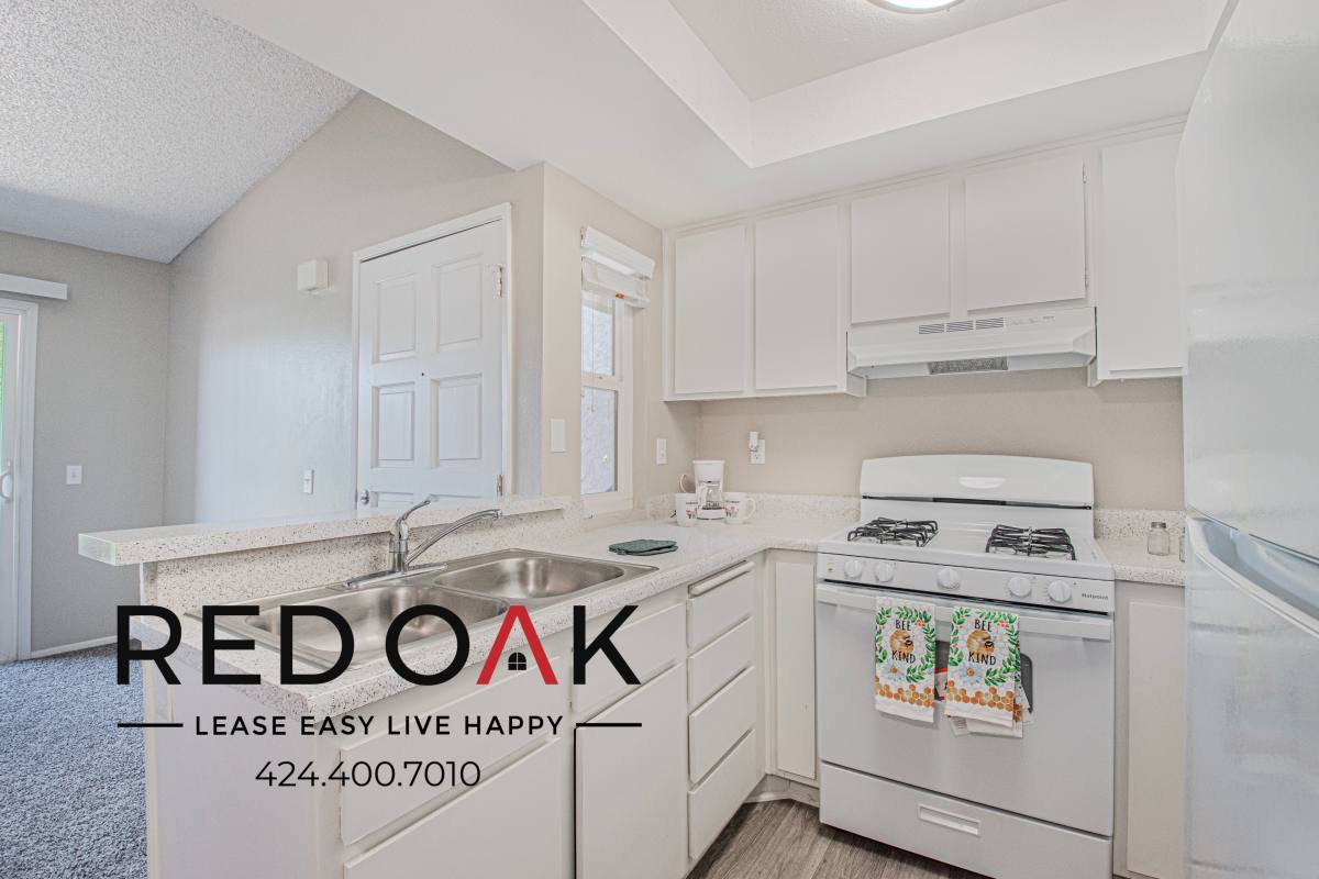 Condo for rent at 551 N Santa Fe St #17, Hemet, CA 92543