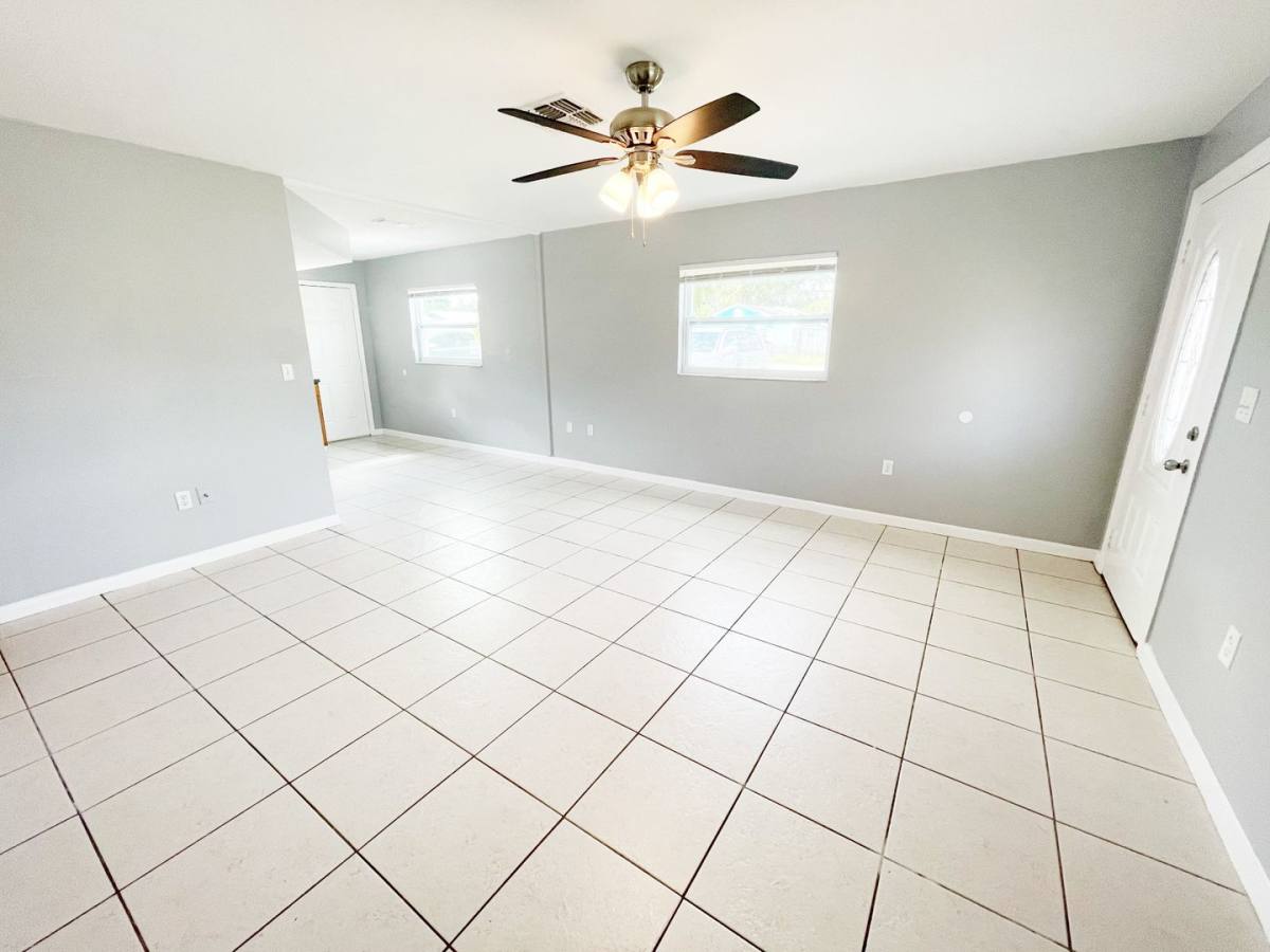 House for rent at 1551 Swordbill Dr, Holiday, FL 34690