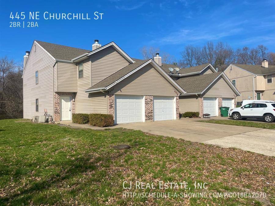 Townhouse for rent at 445 NE Churchill St, Lees Summit, MO 64086