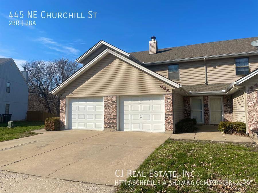 Townhouse for rent at 445 NE Churchill St, Lees Summit, MO 64086