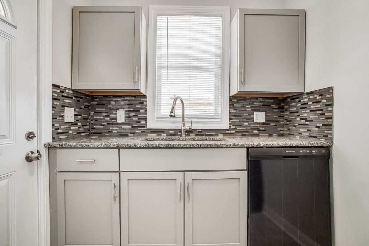 Apartment for rent at 2510 E 59th St, Kansas City, MO 64130