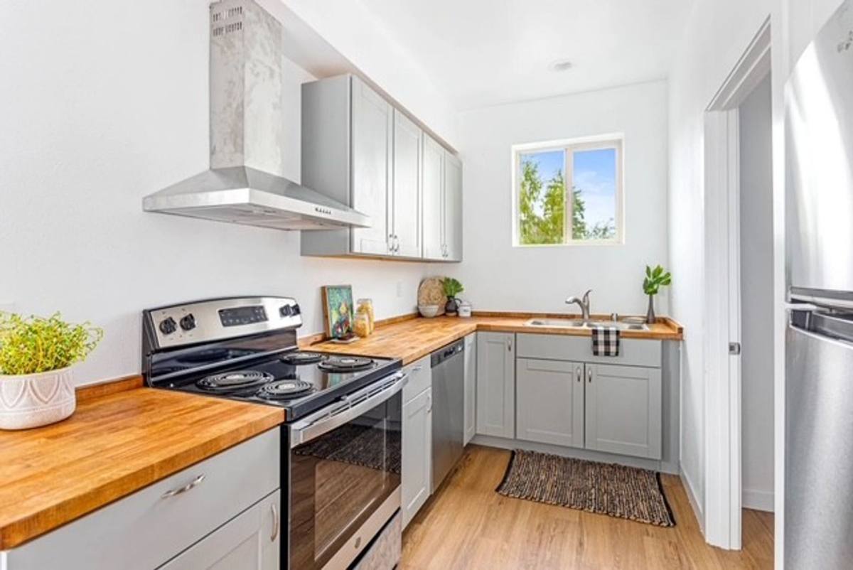 Townhouse for rent at 2015 Salem Loop, Ferndale, WA 98248