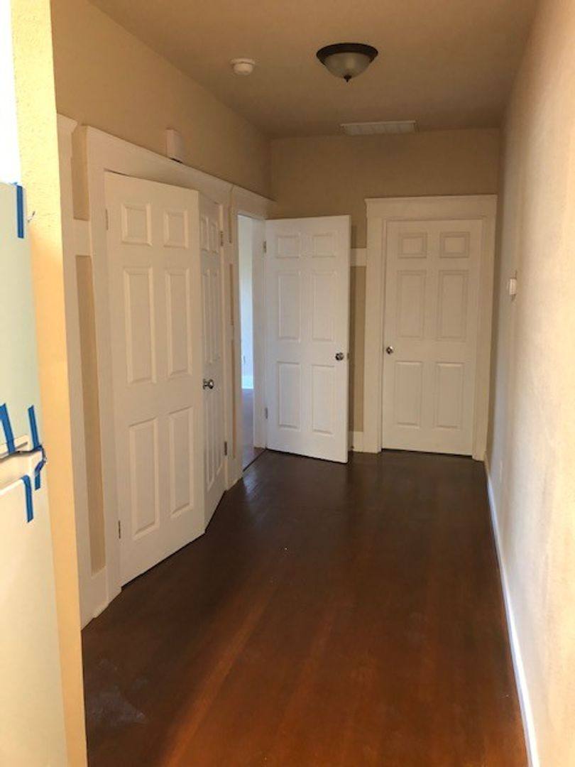 Apartment for rent at 104 10th St, Santa Rosa, CA 95401