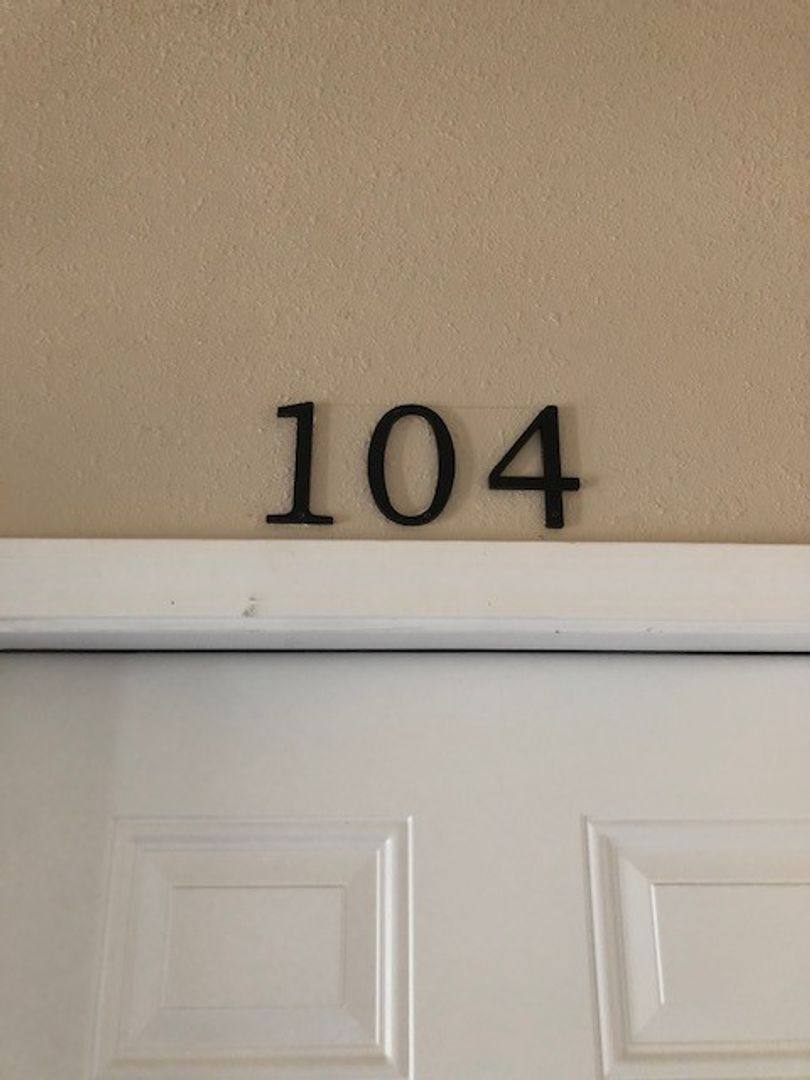 Apartment for rent at 104 10th St, Santa Rosa, CA 95401
