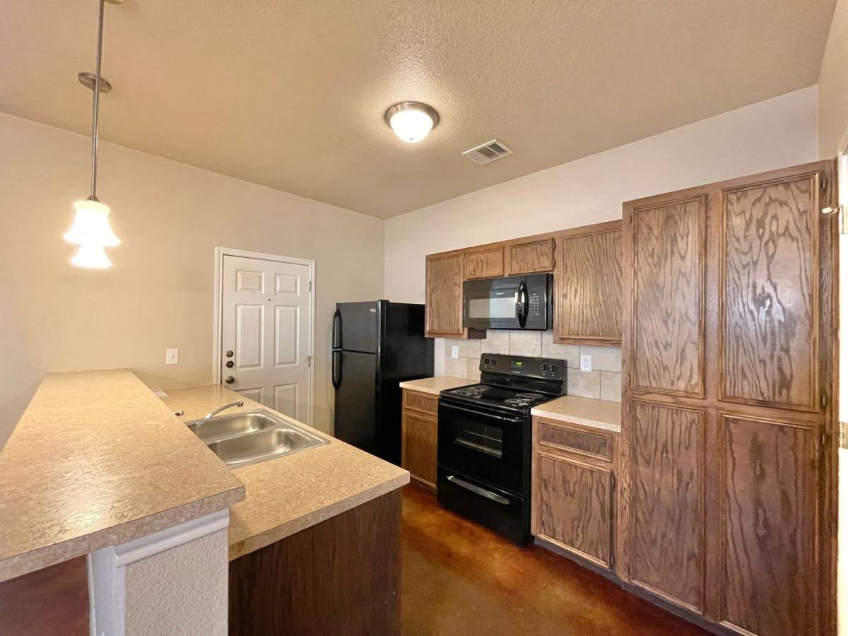Townhouse for rent at 928 Maplewood Dr, Harker Heights, TX 76548