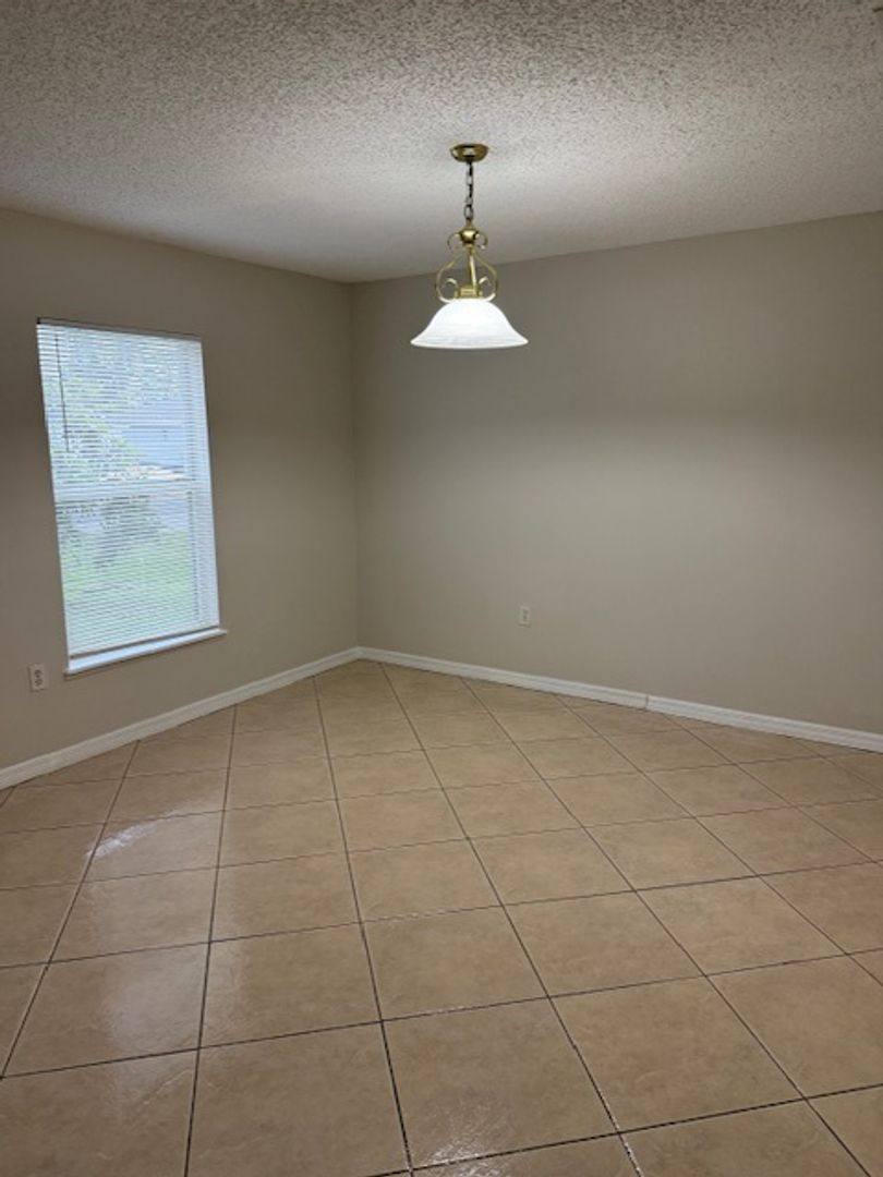 House for rent at 744 Paris Dr, Kissimmee, FL 34759