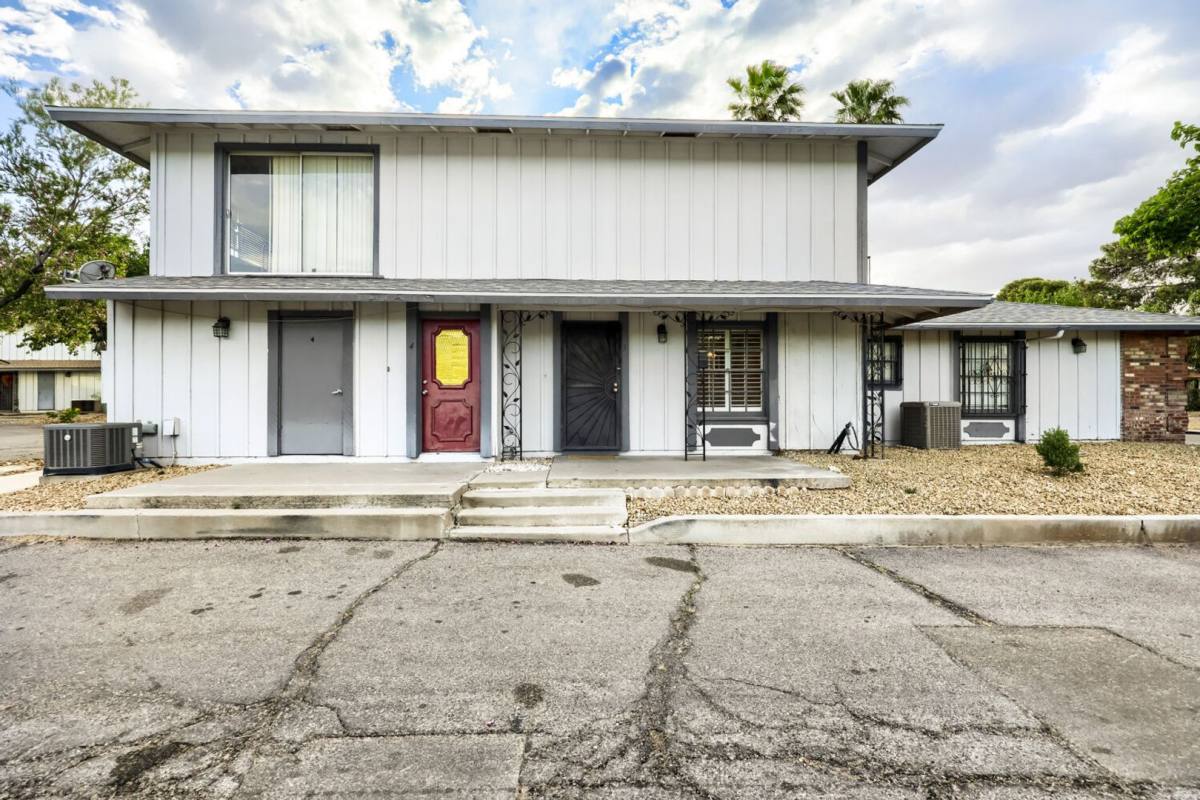 Condo for rent at 1377 Lorilyn Ave, Las Vegas, NV 89119