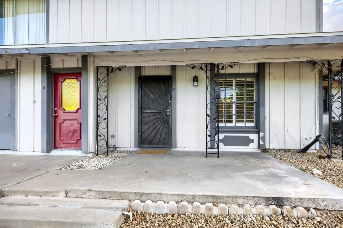 Condo for rent at 1377 Lorilyn Ave, Las Vegas, NV 89119