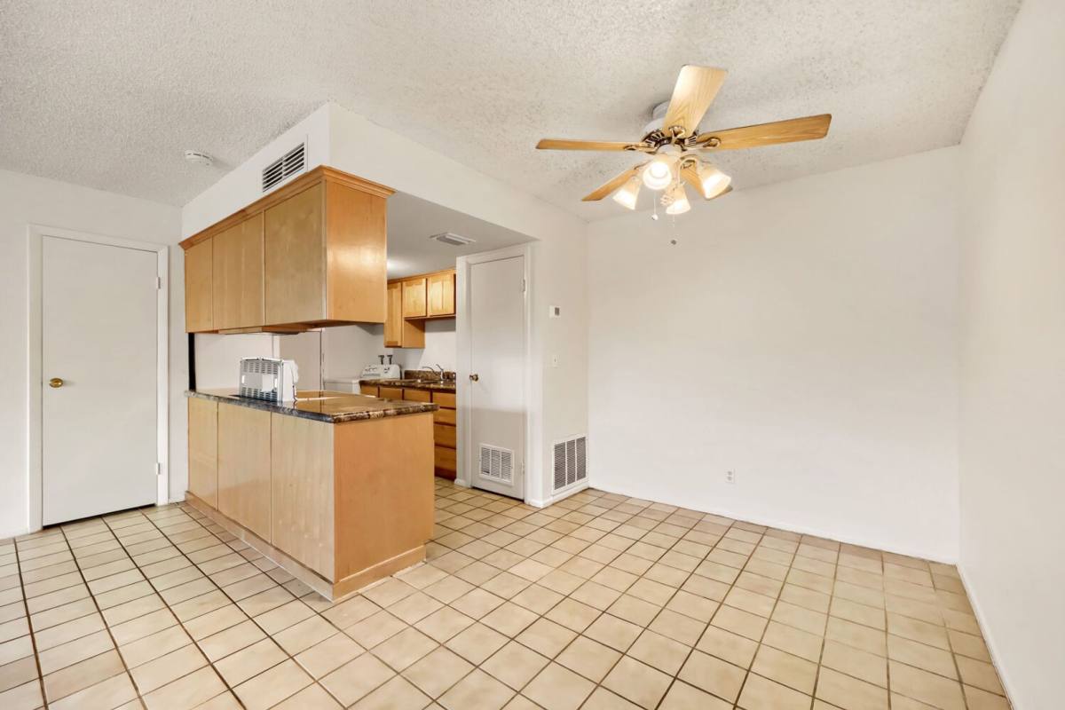 Condo for rent at 1377 Lorilyn Ave, Las Vegas, NV 89119