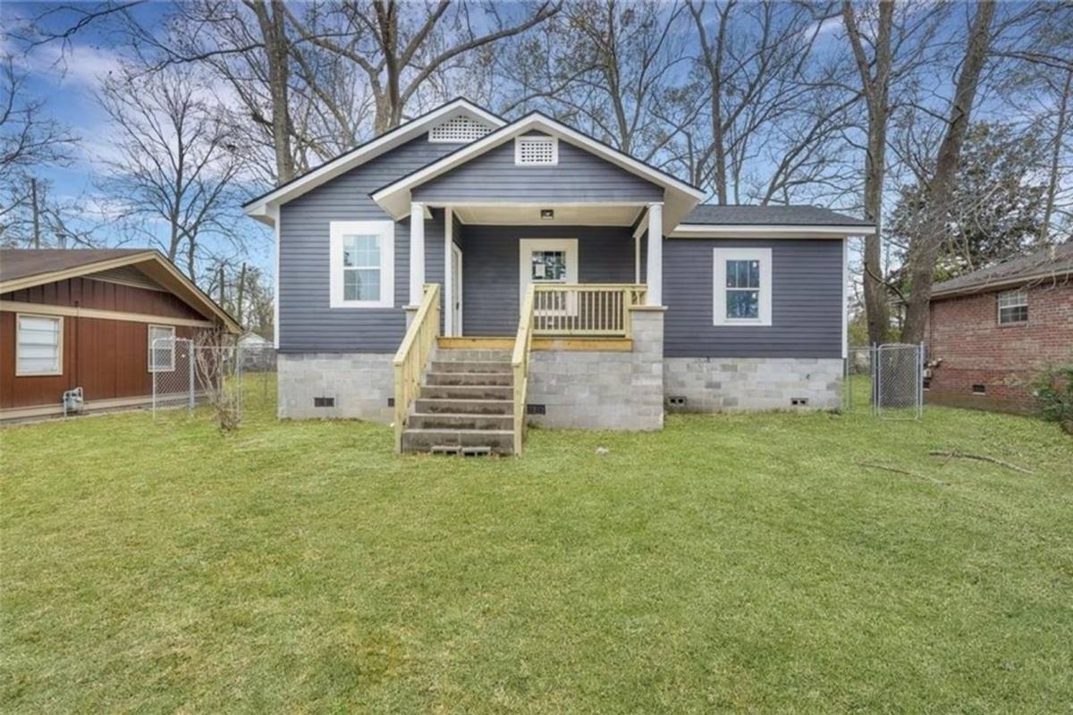 House for rent at 2011 Comet Ave, Savannah, GA 31405