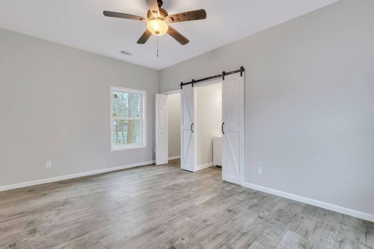 House for rent at 2011 Comet Ave, Savannah, GA 31405