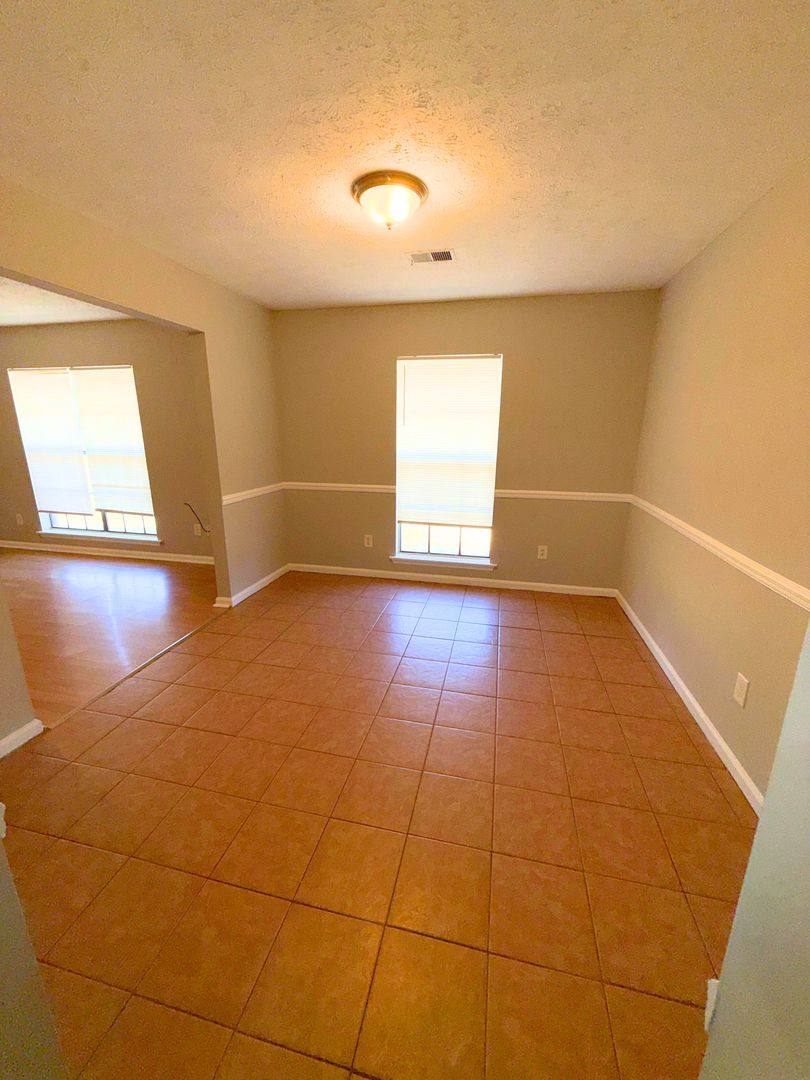House for rent at 164 Camellia Court, Millbrook, AL 36054