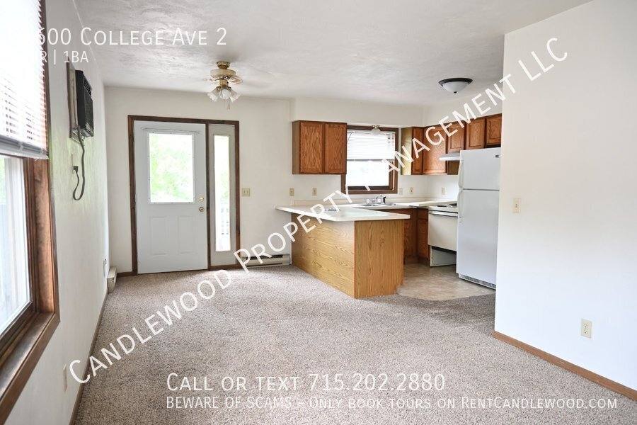 Apartment for rent at 1600 College Ave #2, Stevens Point, WI 54481