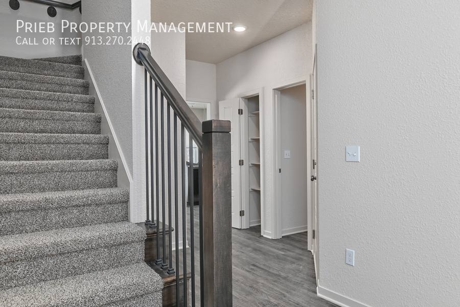 Townhouse for rent at 3247 N 103rd Place #BUILDING 32, Kansas City, KS 66109