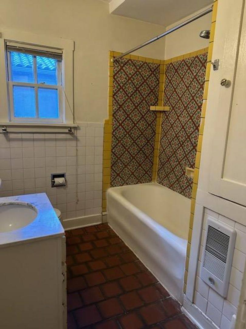 Condo for rent at 218 McKenzie St, Santa Fe, NM 87501