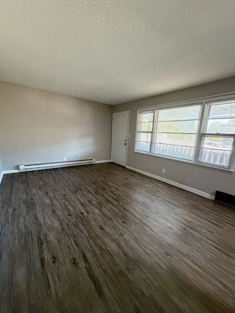 Apartment for rent at 134 Cedar Point Rd, Johnson City, TN 37601