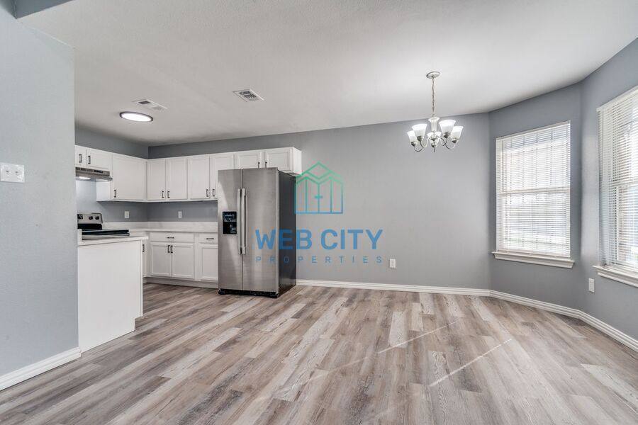 House for rent at 2525 Lyola St, Dallas, TX 75241
