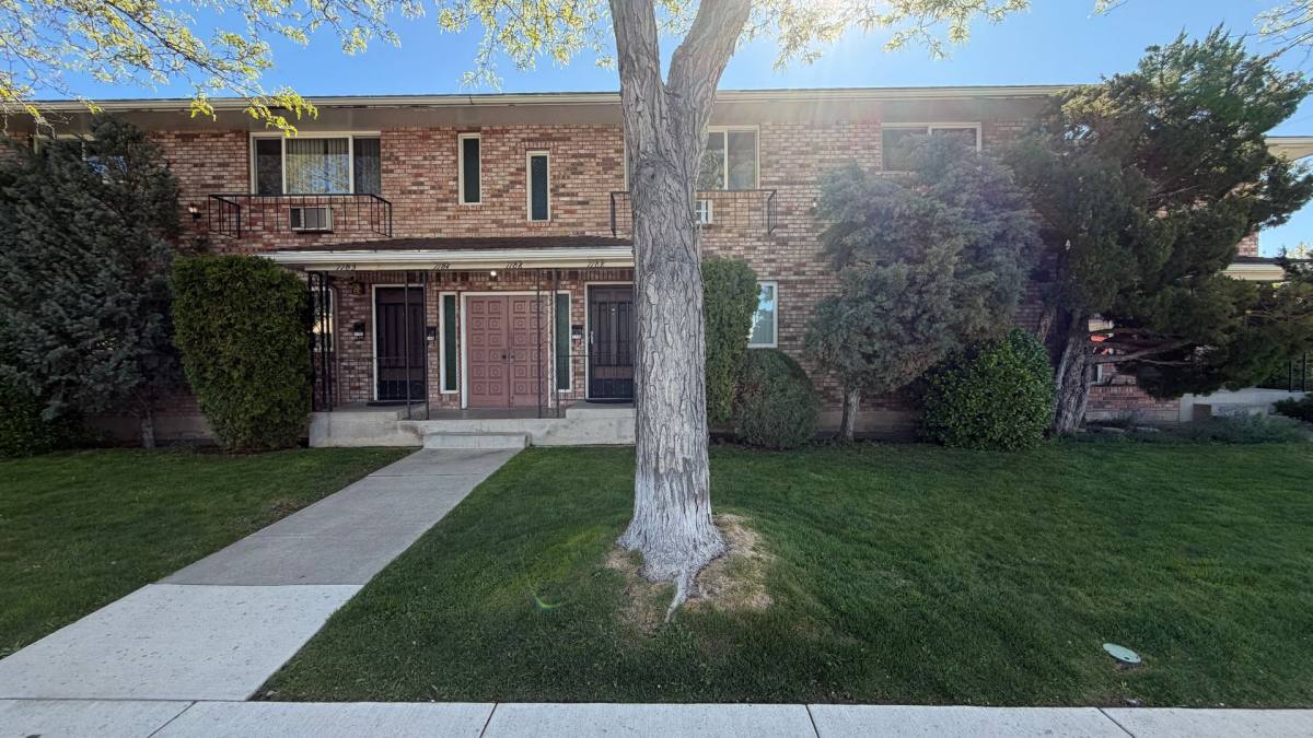 Apartment for rent at 1100 Harvard Way, Reno, NV 89502