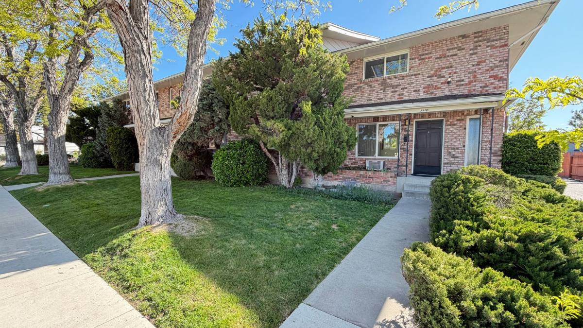 Apartment for rent at 1100 Harvard Way, Reno, NV 89502