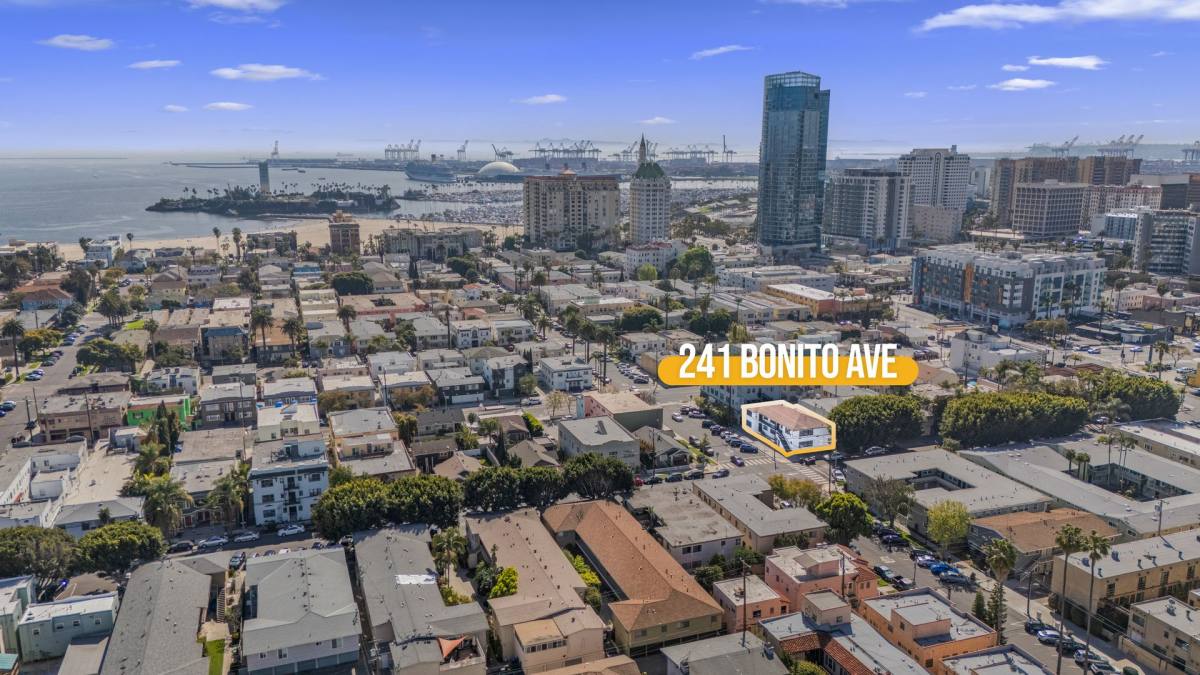 Apartment for rent at 241 Bonito Ave, Long Beach, CA 90802