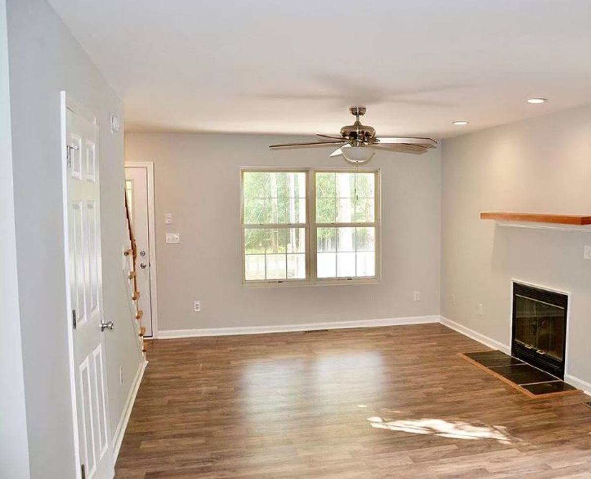 House for rent at 25 Glen Burnie Rd, Palmyra, VA 22963