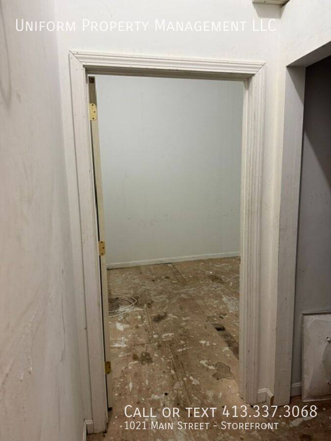 Apartment for rent at 1021 Main St #STOREFRONT, Springfield, MA 01103