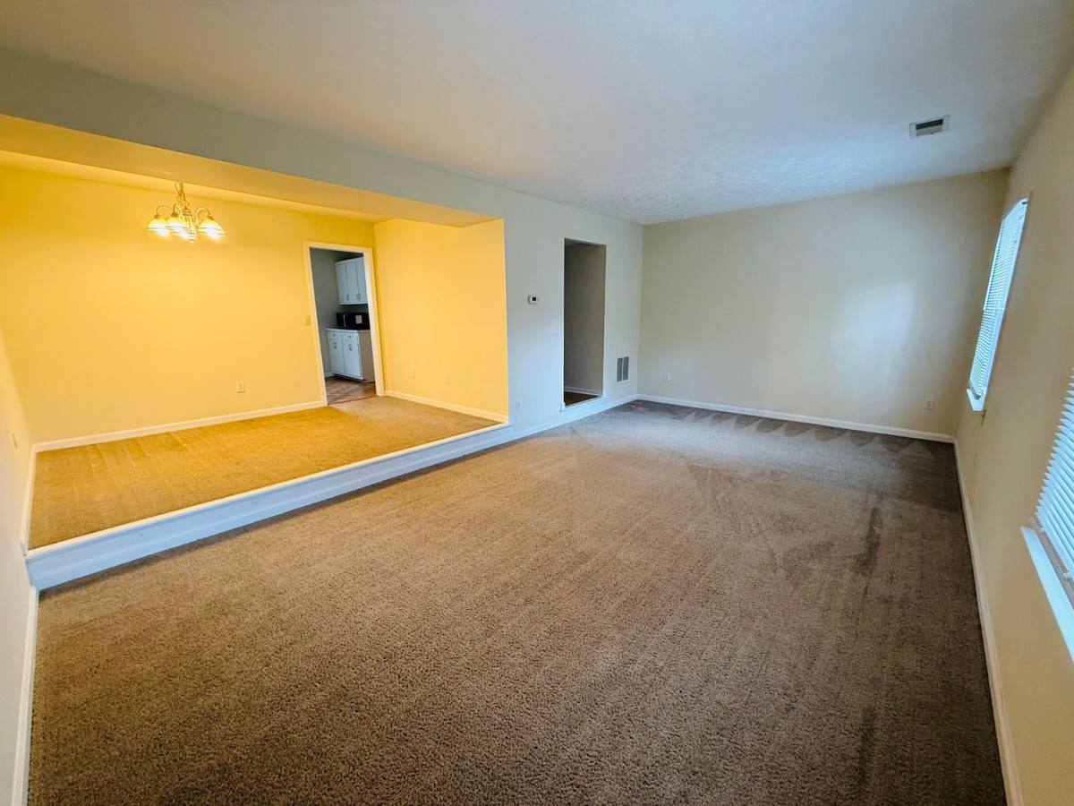 Townhouse for rent at 100 Yorkshire Court, Blacksburg, VA 24060