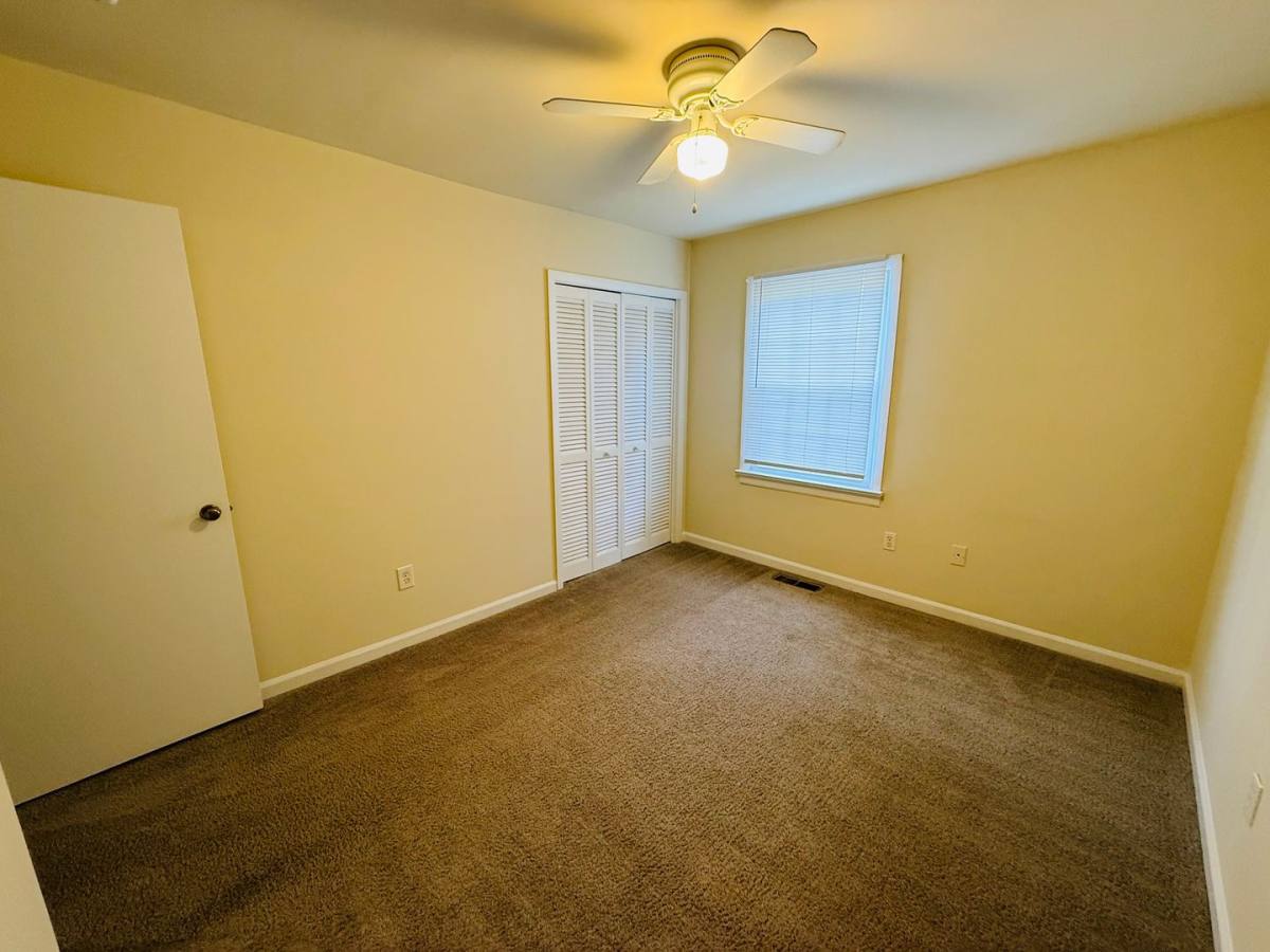 Townhouse for rent at 100 Yorkshire Court, Blacksburg, VA 24060