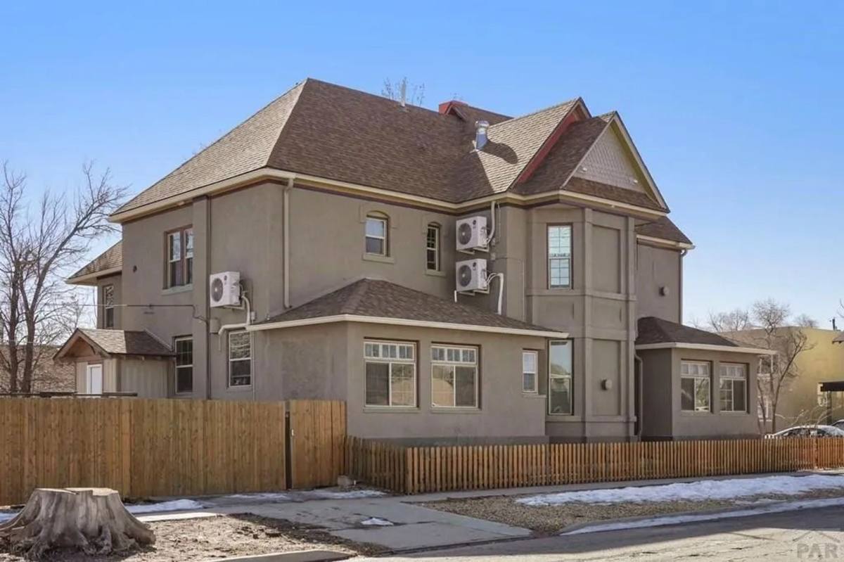 Apartment for rent at 1000 Carteret Ave #4, Pueblo, CO 81004