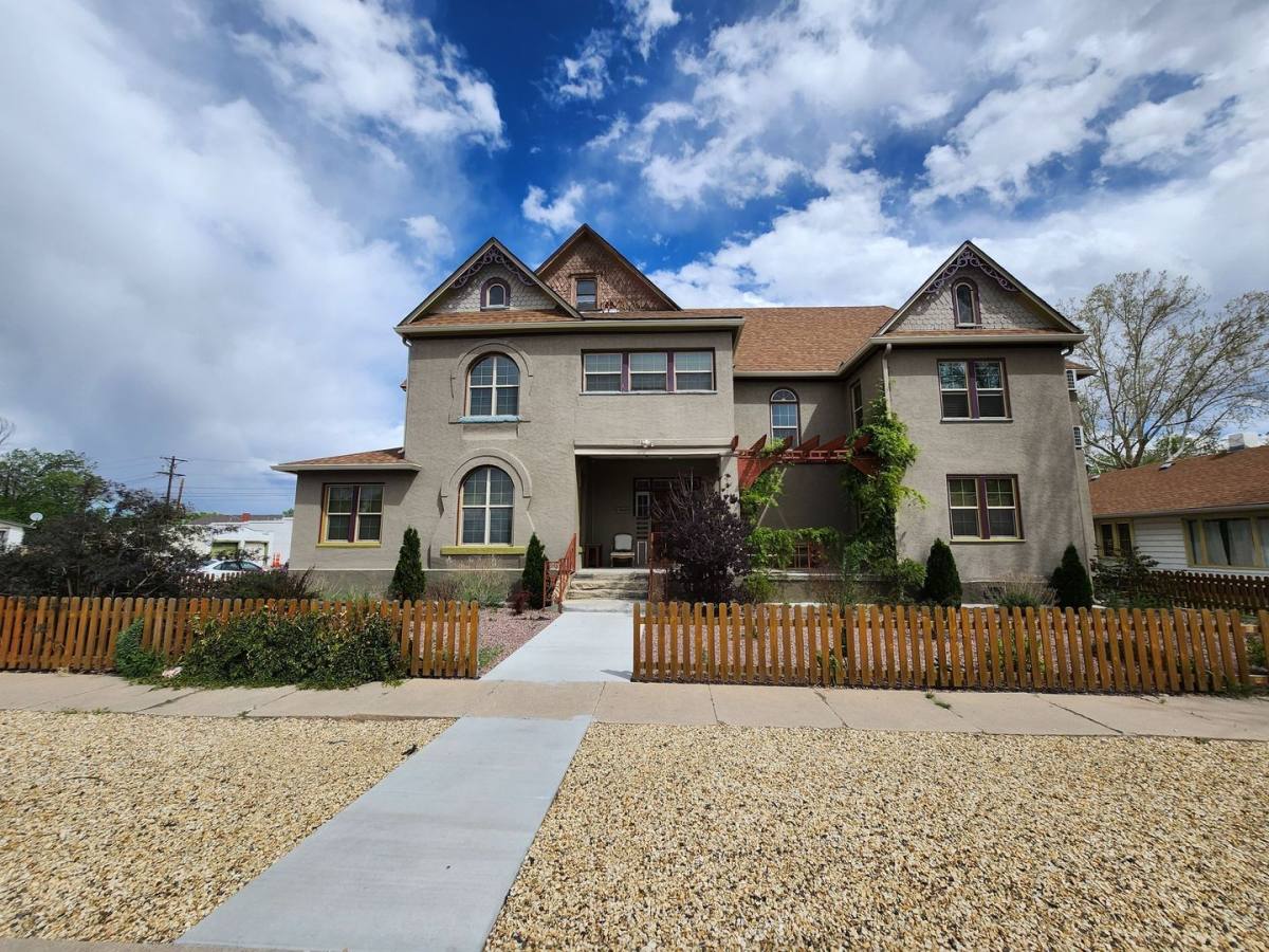 Apartment for rent at 1000 Carteret Ave #4, Pueblo, CO 81004
