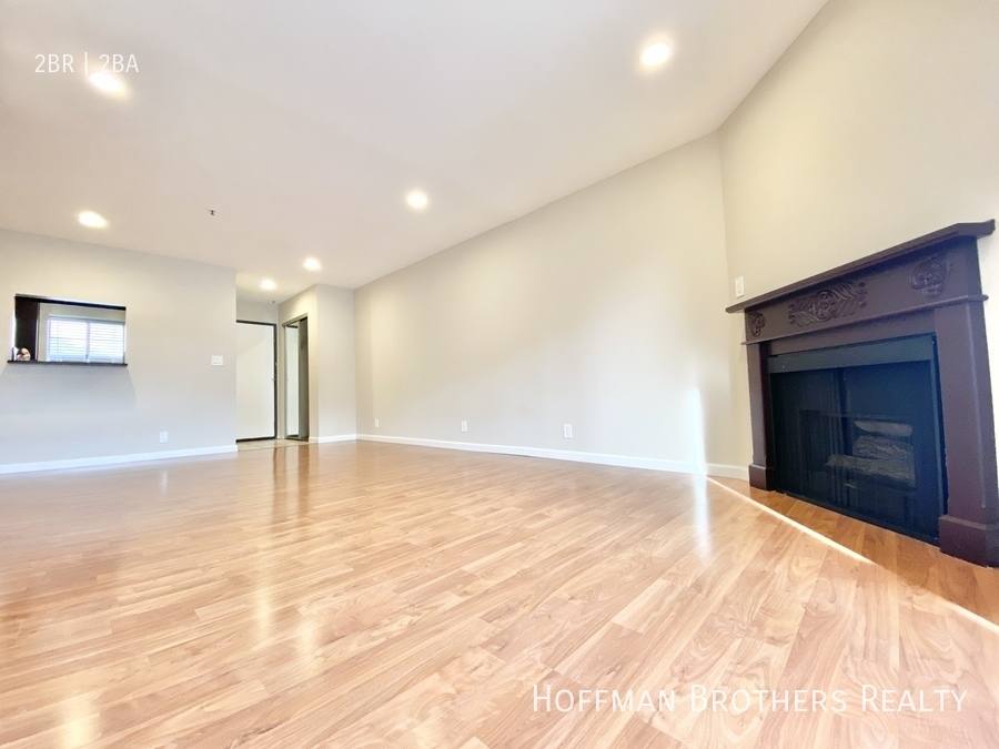 Apartment for rent at 8722 Burton Way #110, Los Angeles, CA 90048
